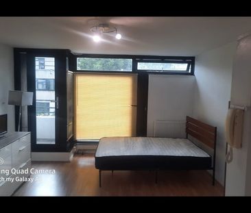 Studio Flat, Broadfield Lane, NW1 - Photo 5