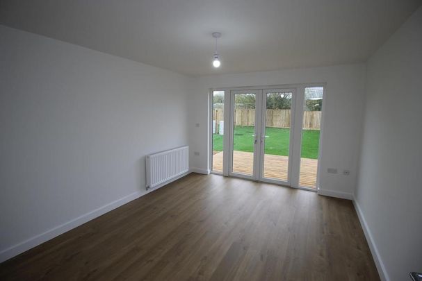 2 bedroom semi-detached house to rent - Photo 1