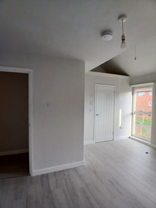 4 bed end of terrace house to rent in Brampton Court, Norwich, Norfolk - Photo 1