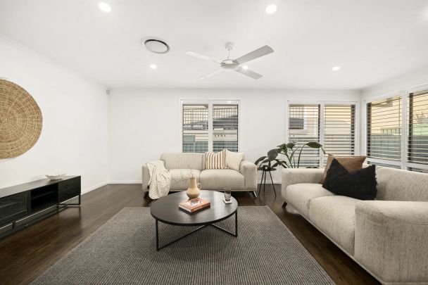Four-Bedroom House - Photo 1