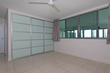 STYLE, SPACE AND SOPHISTICATION - Photo 3