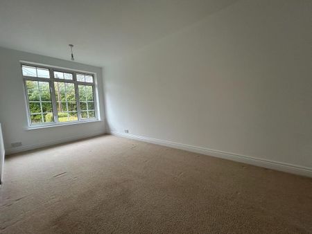 5 bedroom detached house to rent - Photo 4