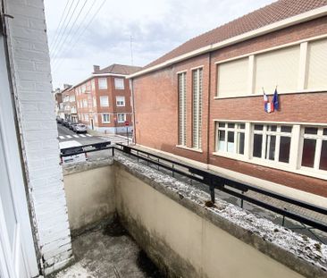 Location Appartement 55m² LENS 62300 - Photo 6