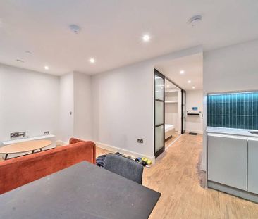 Studio to rent - Photo 1