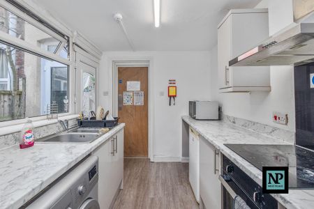 1 bedroom property to rent - Photo 2