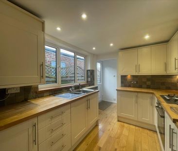 Wyatt Road, Staines, Surrey, TW18 - Photo 1