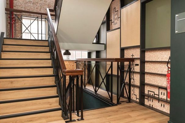 Studio to rent - Photo 1