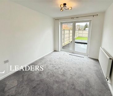 3 bedroom detached house to rent - Photo 3