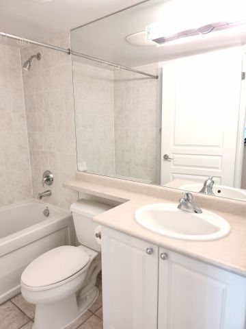 For Lease - 18 Yonge Street Unit# 1113, Toronto, Ontario - Photo 4