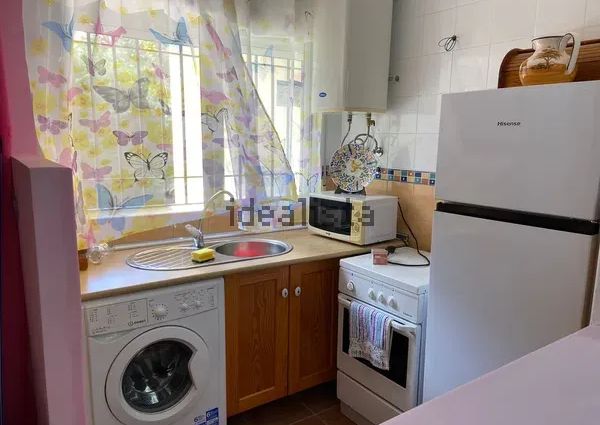 Alquiler de piso en Calle Mar Tirreno, 92