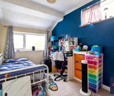 3 bedroom end of terrace house to rent - Photo 3