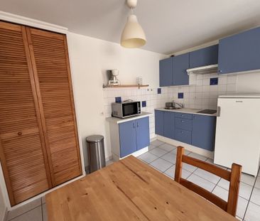 APPARTEMENT T2 A LOUER - CHARBONNIERES LES BAINS - 28.86 m2 - 615 €... - Photo 3