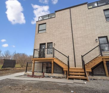 For Lease - 279 REINER Road Unit# D, Toronto, Ontario - Photo 2