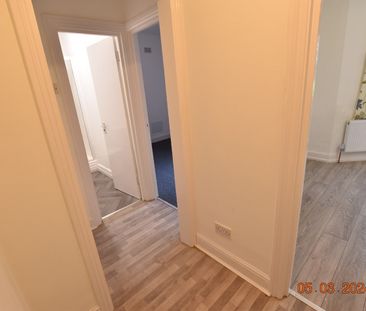 1 Bed Flat, Crescent Road, LU2 - Photo 4