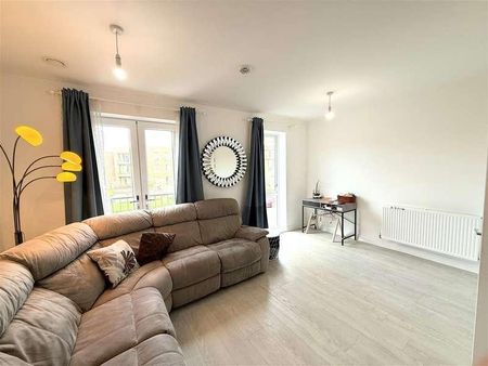 Edgecumbe Avenue, Colindale, NW9 - Photo 2