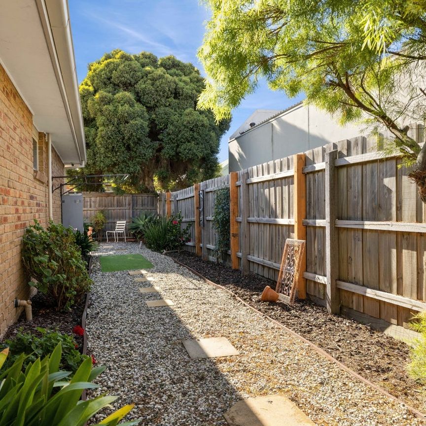 Making Life Easy! - Photo 1