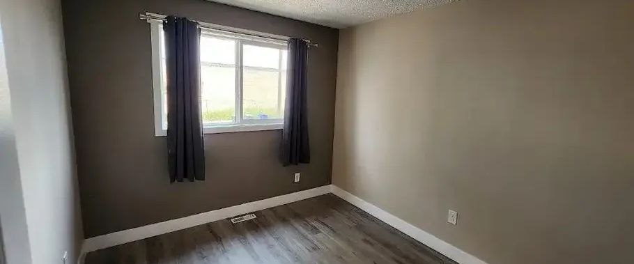 Duplex (lower floor) for rent in Ogden, Calgary- 2 bedroom | Calgary - Photo 1