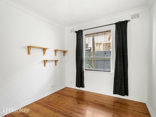 7 Lynlee Crescent, HUNTFIELD HEIGHTS - Photo 1