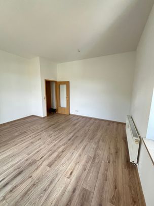 Die erste eigene Wohnung mit Balkon - Foto 1