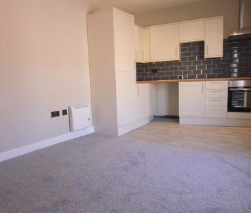 Studio to rent - Photo 6