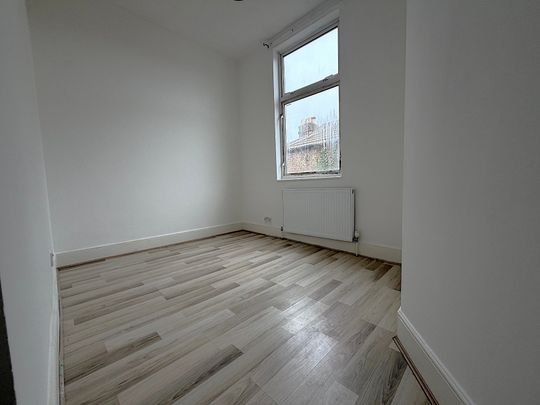 2 bedroom house to rent - Photo 1