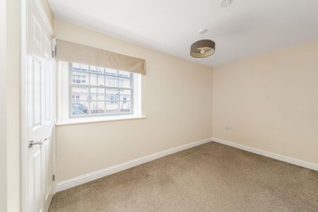2 bedroom property to rent - Photo 4