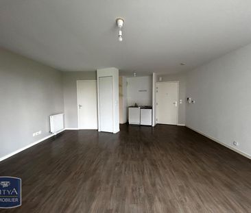 Location Appartement 1 pièce 36m² LES PONTS DE CE 49130 - Photo 1