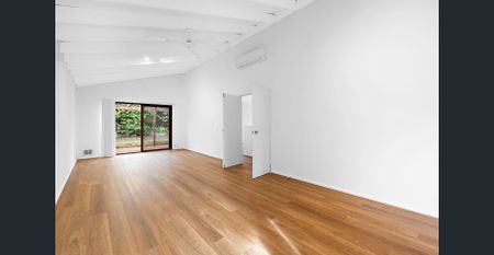 QUIET COASTAL LIVING - Photo 2