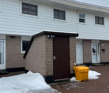 For Lease - 55 Hadley Circle, Bells Corners and South to Fallowfiel... - Photo 1