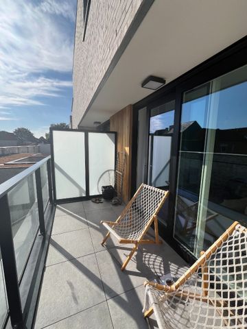 Zonnig appartement met 2 slaapkamers te huur in Waregem - Photo 2
