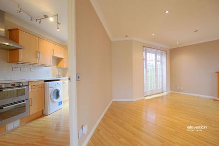 3 bedroom detached house to rent - Photo 5