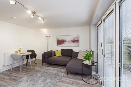 Castle View Estate, Derrington, Stafford, ST18 - Photo 5