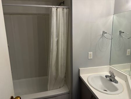 For Lease - 7 Main Street Unit# 4, Halton Hills, Ontario - Photo 2