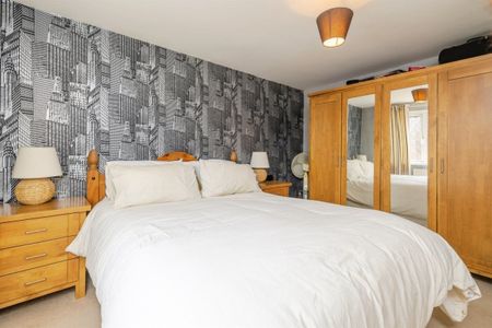 Caroline Road - Photo 2