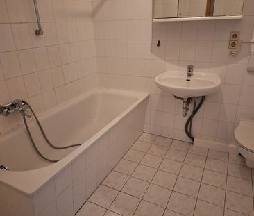 tolle 2 Raumwohnung mit Einbauküche im Süden von Leipzig - Photo 3