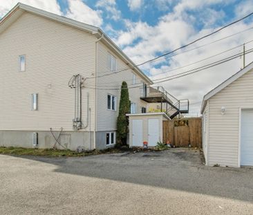 Appartement à louer - Saint-Eustache (Nord Est) - Photo 1