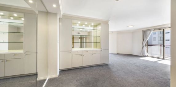Entertainers Haven with Sensational Panoramic Views and Great Facilities - Photo 2