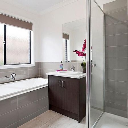 17 Lillian Street, Doreen, VIC 3754 - Photo 4