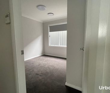 Immaculate Family Home - Photo 3