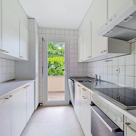 Bel appartement de 2 pièces rénové au 1er étage - Photo 4
