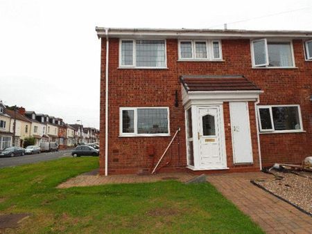 4 bedroom terraced house to rent - Photo 3