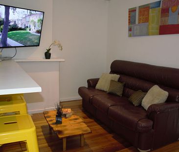 THE BEST FOUR BEDROOM APARTMENT. - Photo 2