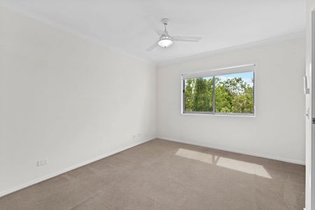 Modern Comfort and Convenience in the Heart of Coopers Plains - Photo 3