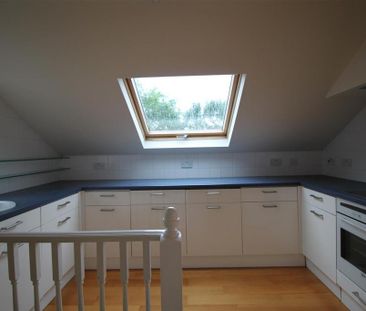 2 bedroom maisonette to rent - Photo 4