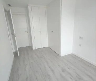 Piso de alquiler en Calle Navarro Ledesma, El Cónsul - Ciudad Unive... - Photo 6