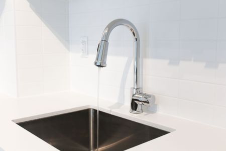 For Lease - 1461 Lawrence Avenue Unit# 803, Toronto, Ontario - Photo 4