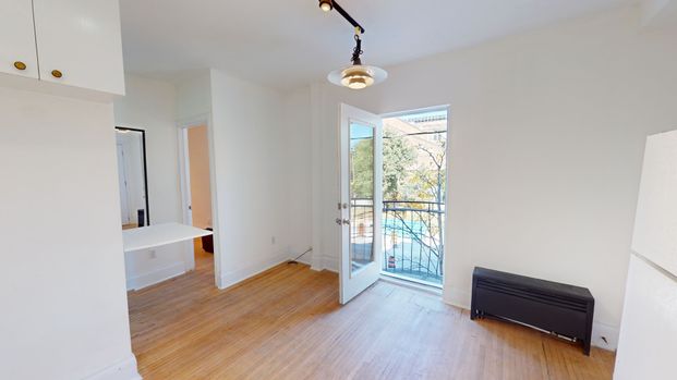 For Lease - 169 Harbord Street Unit# 2B, Toronto, Ontario - Photo 1