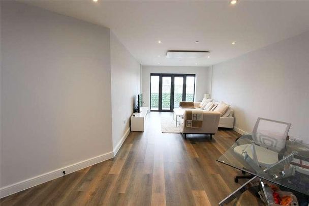 London Road, Hadleigh, Benfleet, Essex, SS7 - Photo 1