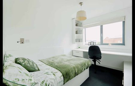 Classic 3 Bed En-Suite - Photo 5