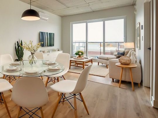 Solaris Boisbriand - Rental c - Photo 1